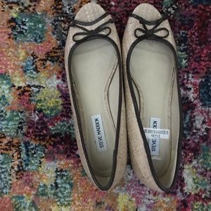 Steve Madden small heel wedge